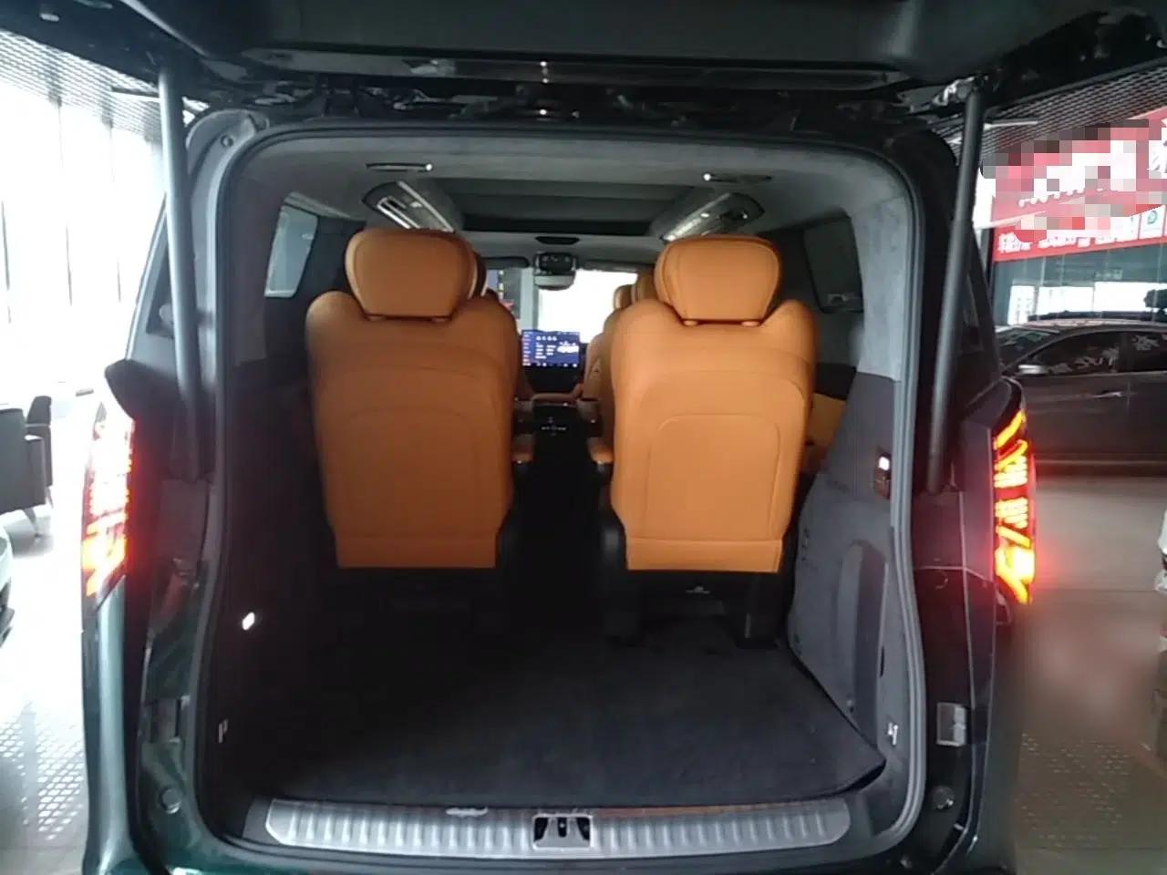 Geely Galaxy LEVC L380 2025 805 km Flagship Version All-Wheel Drive — миниатюра 31