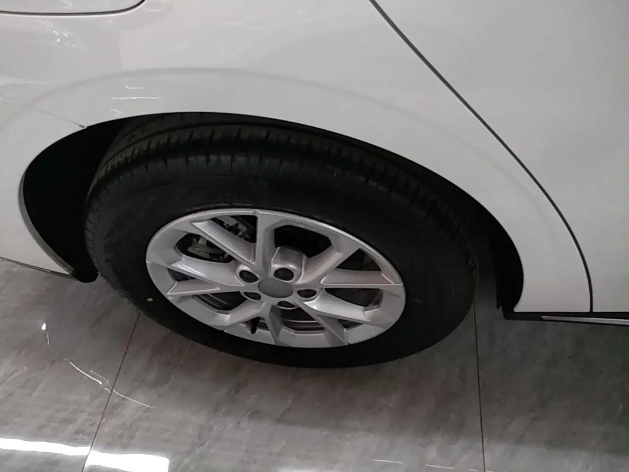 Geely Galaxy Stellar 6 2026 Model 125km Long-range Edition — миниатюра 11