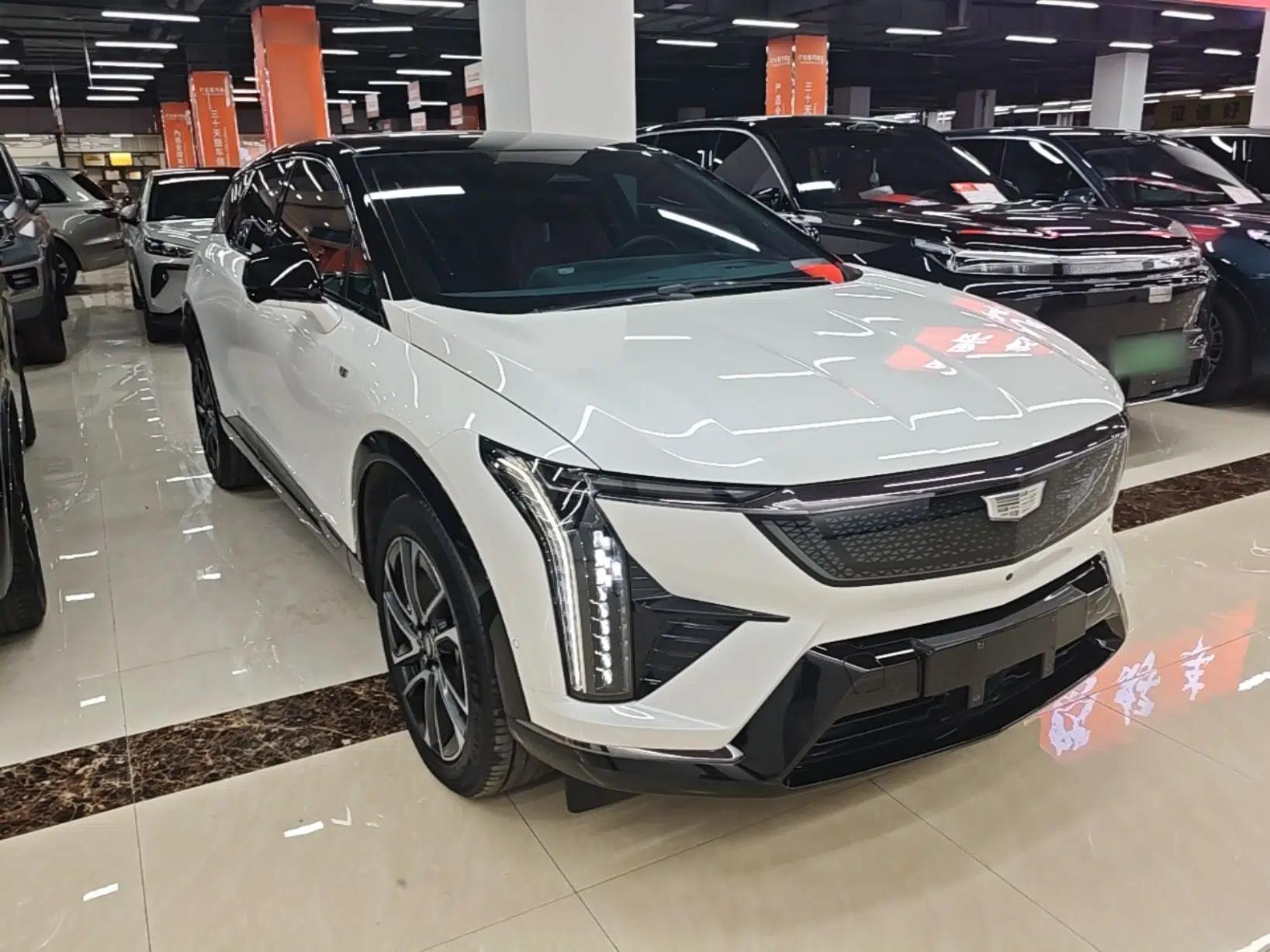 Cadillac OPTIQ 2024 Four-Wheel Drive Long-Range Version — миниатюра 3