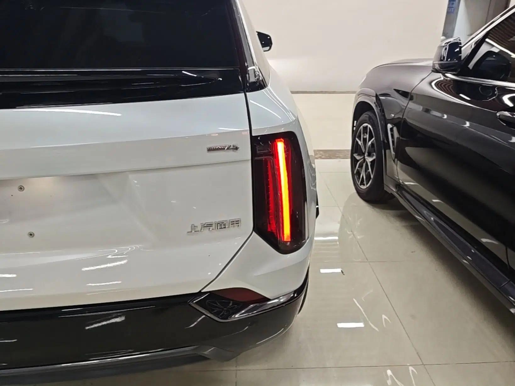 Cadillac OPTIQ 2024 Four-Wheel Drive Long-Range Version — миниатюра 9