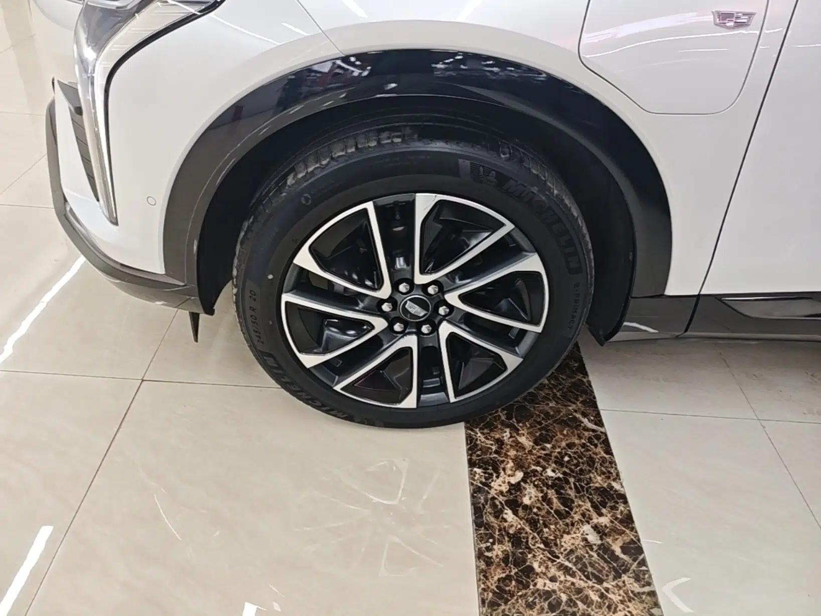 Cadillac OPTIQ 2024 Four-Wheel Drive Long-Range Version — миниатюра 10
