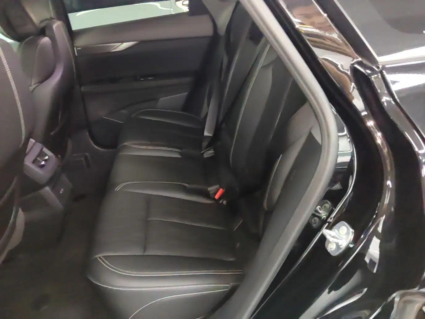 Cadillac OPTIQ 2024 Standard Range Version — миниатюра 20