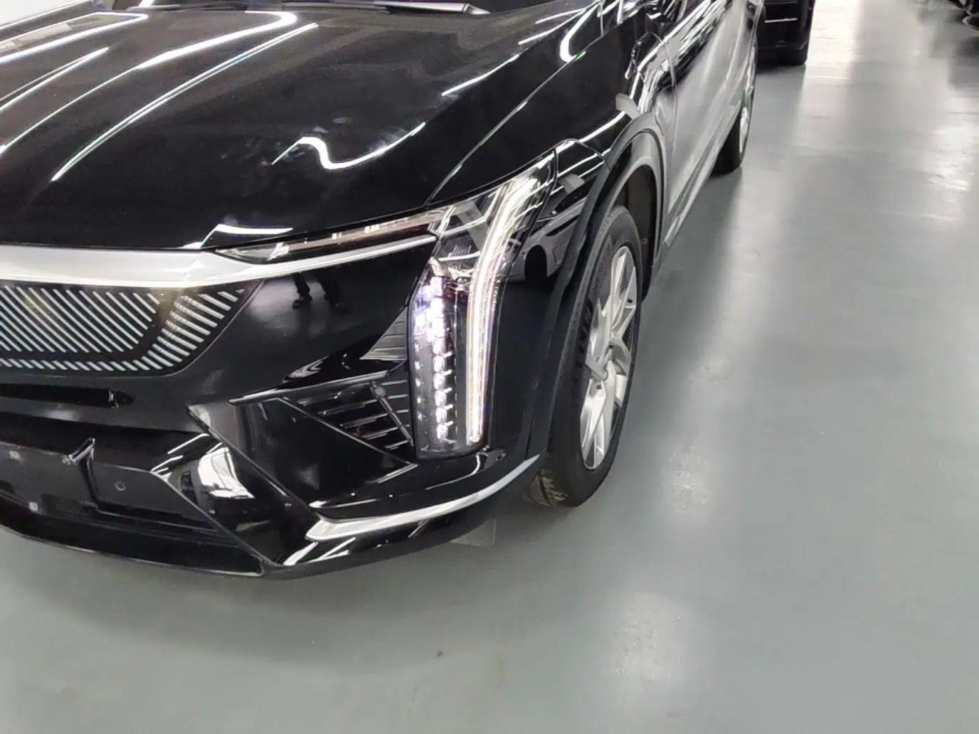 Cadillac OPTIQ 2024 Standard Range Version — миниатюра 8