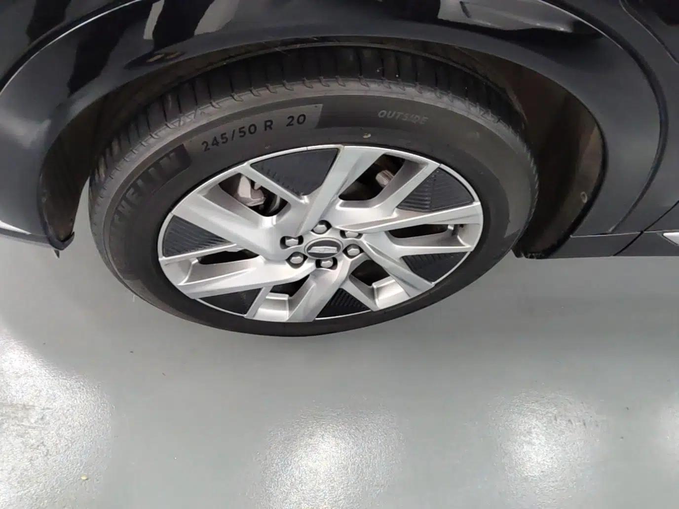 Cadillac OPTIQ 2024 Standard Range Version — миниатюра 10