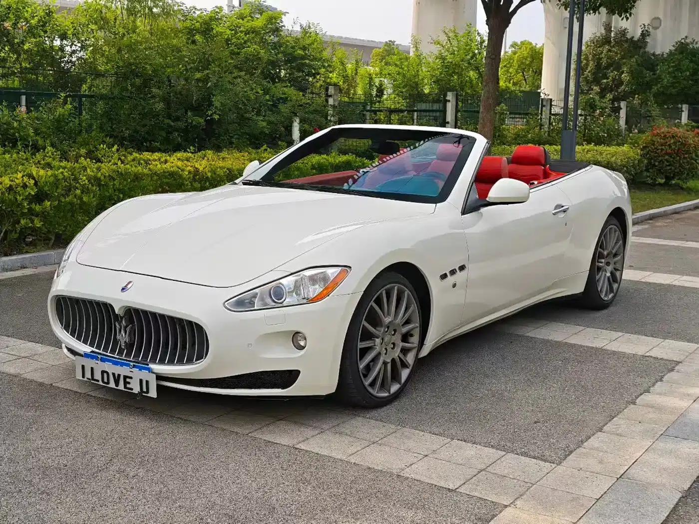 2012 GranCabrio 4.7L Sport — миниатюра 12