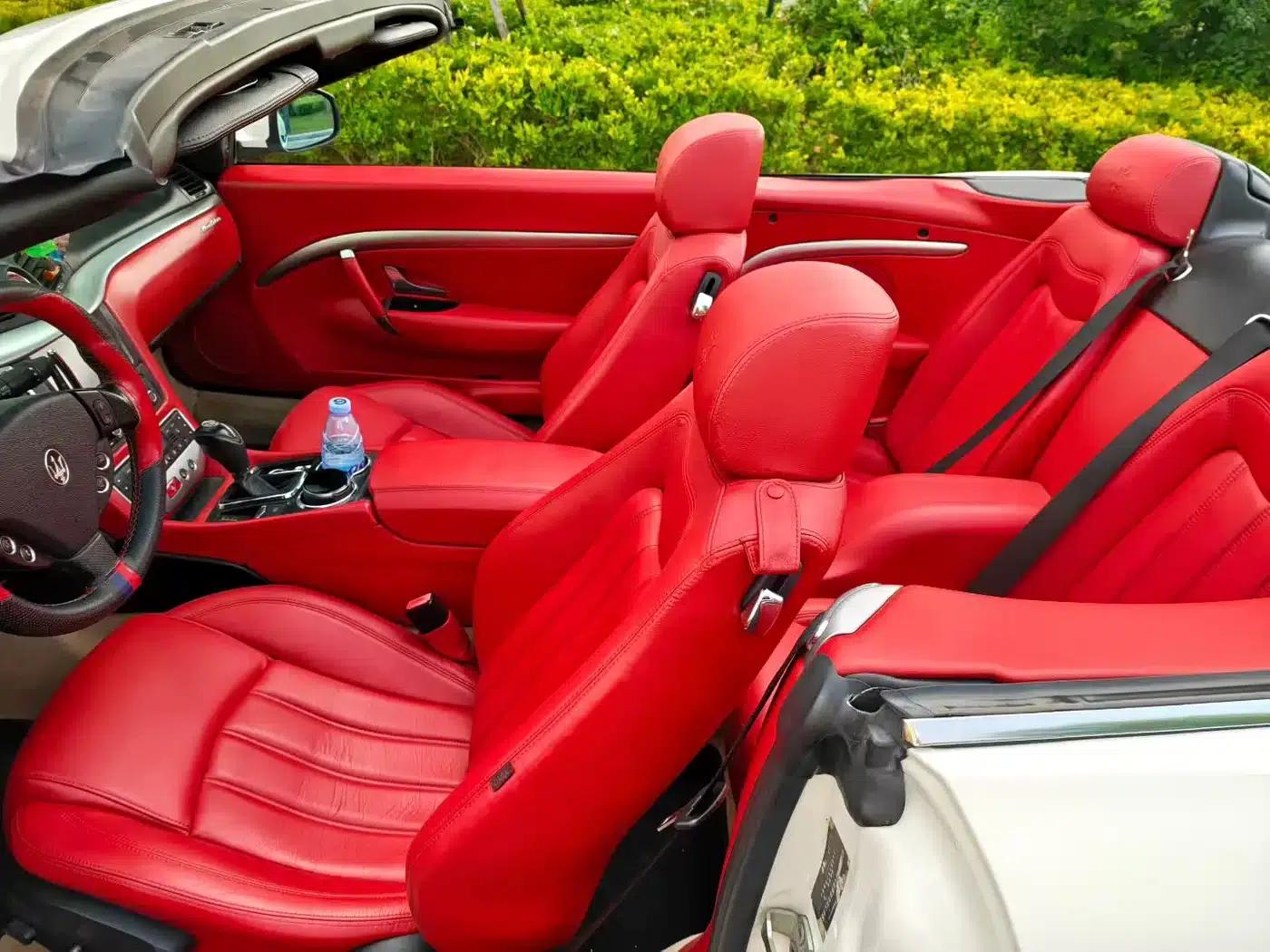 2012 GranCabrio 4.7L Sport — миниатюра 13