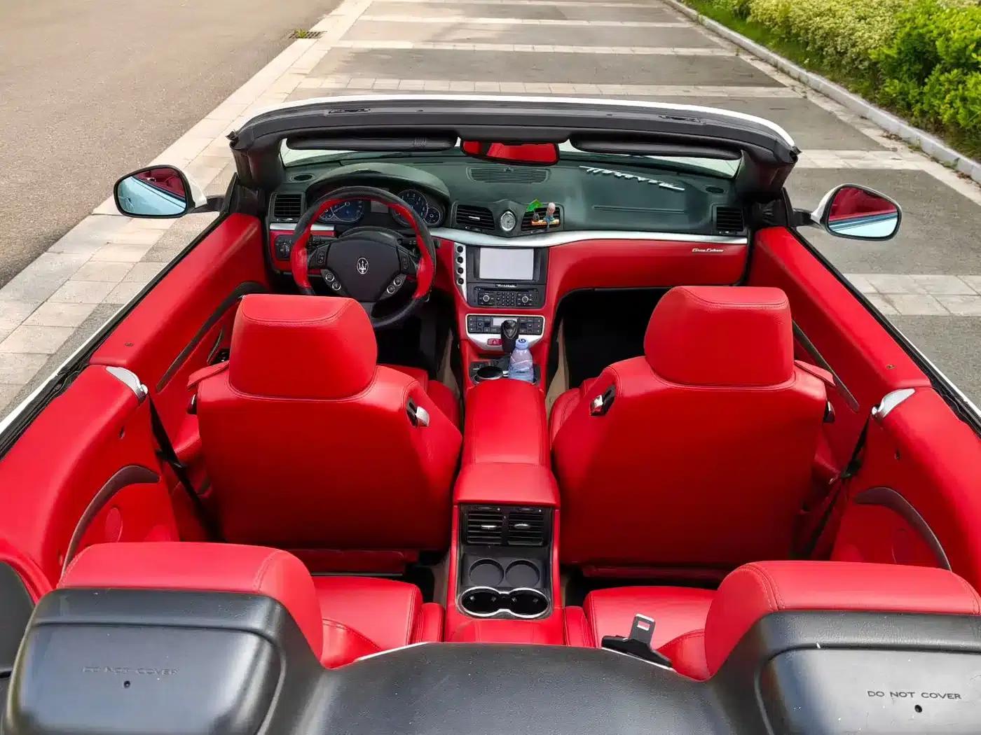 2012 GranCabrio 4.7L Sport — миниатюра 10