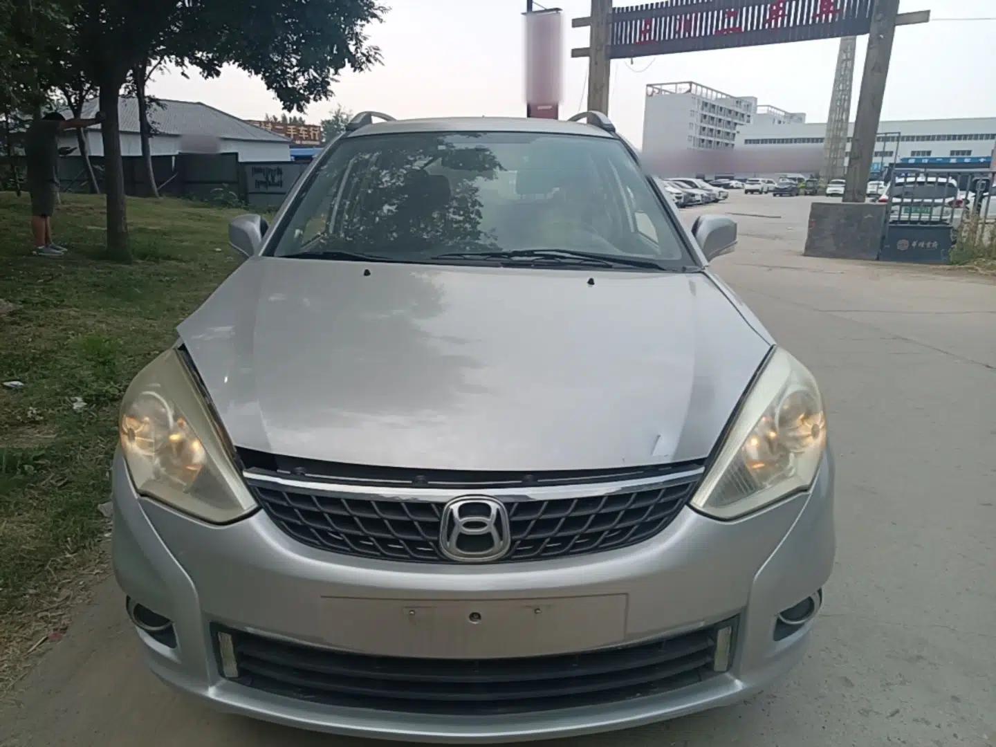 Suzuki Liana A6 2014 Hatchback 1.4L Manual Ideal Model — миниатюра 2