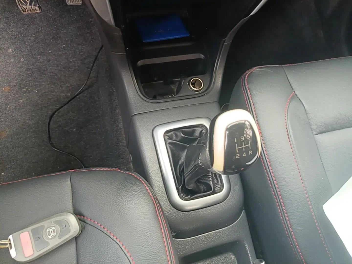 Suzuki Liana A6 2014 Hatchback 1.4L Manual Ideal Model — миниатюра 16
