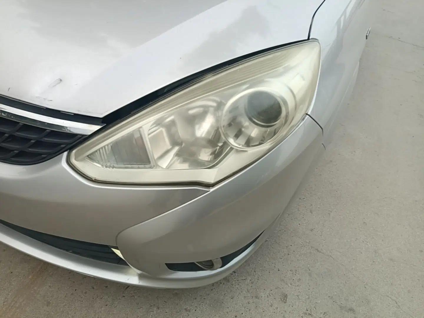 Suzuki Liana A6 2014 Hatchback 1.4L Manual Ideal Model — миниатюра 8