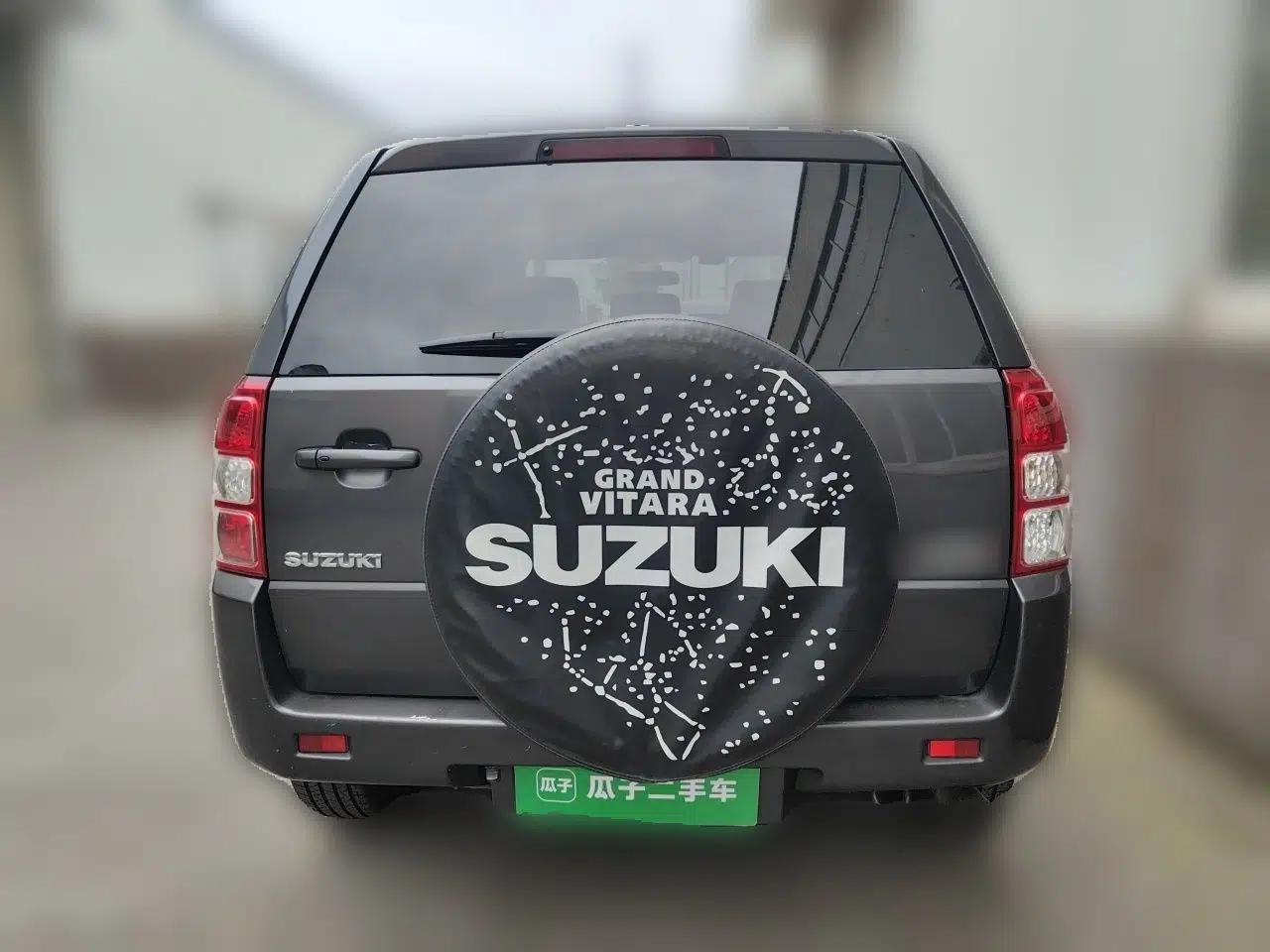 Suzuki Grand Vitara 2012 2.4L AT Luxury Navigation 5-Door Version — миниатюра 5