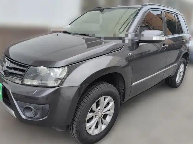 Suzuki Grand Vitara 2012 2.4L AT Luxury Navigation 5-Door Version
