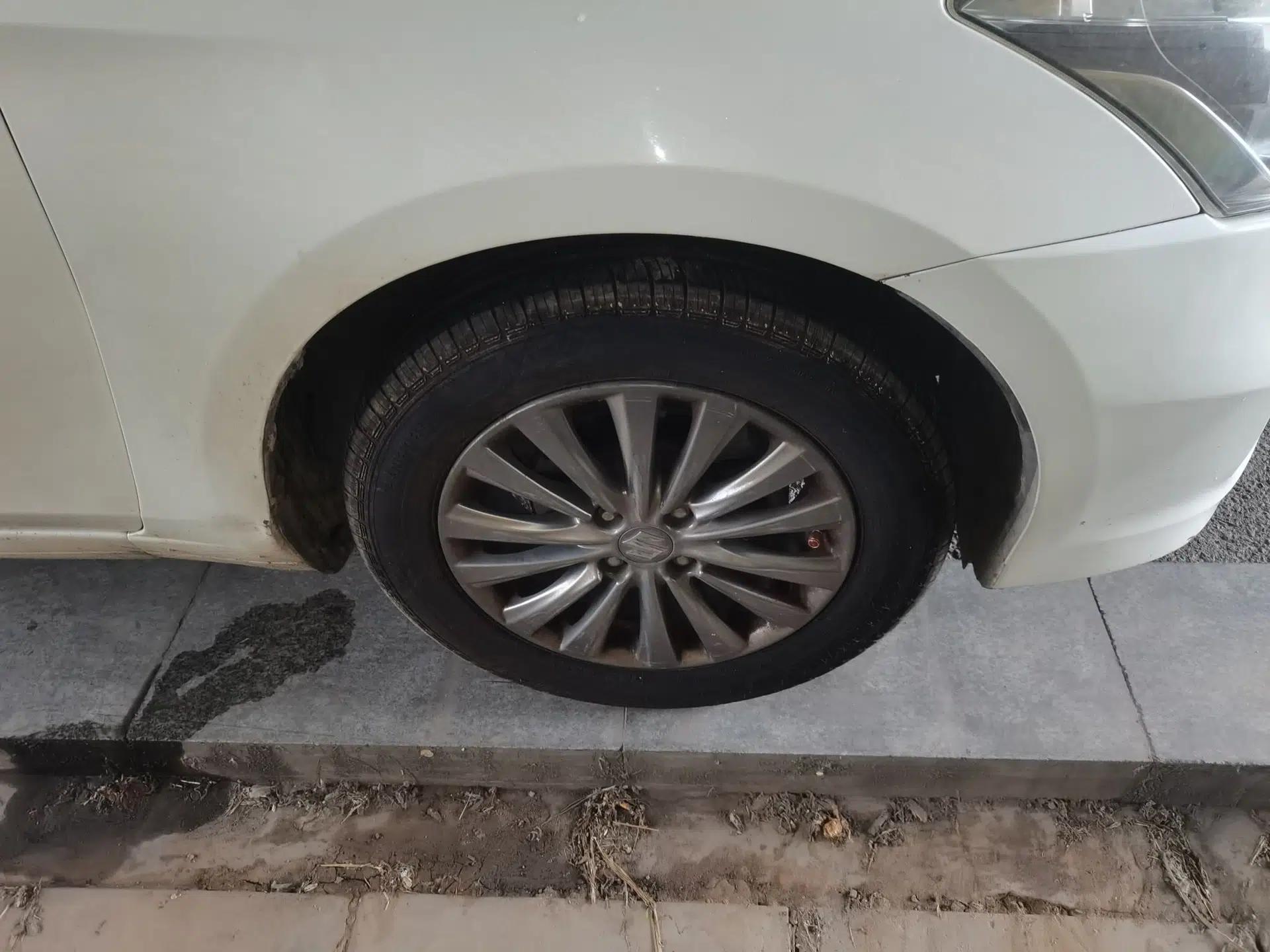 Suzuki Alivio 2015 1.6L Manual Comfort Model — миниатюра 8