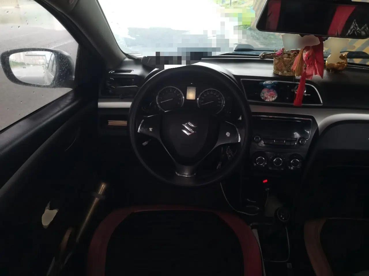 Suzuki Alivio 2015 1.6L Manual Comfort Model — миниатюра 10