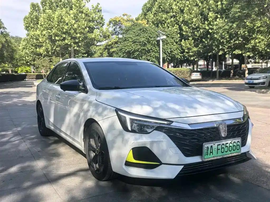 Roewe i6 MAX New Energy 2020 1.5T PHEV Cool Edition — миниатюра 3