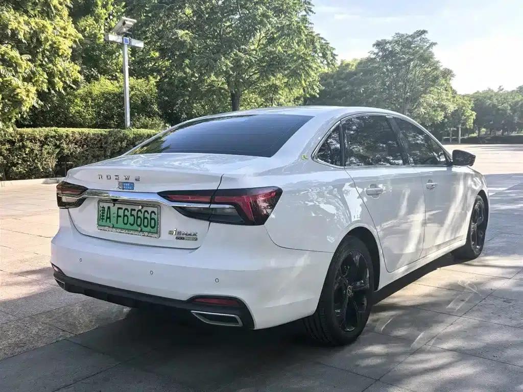 Roewe i6 MAX New Energy 2020 1.5T PHEV Cool Edition — миниатюра 4