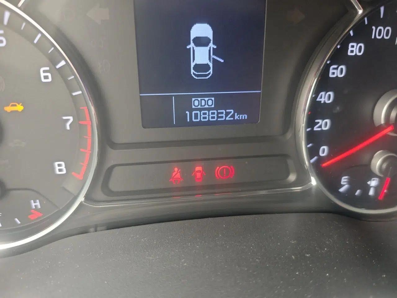 Kia K3S 2014 1.6L Manual GLS — миниатюра 12