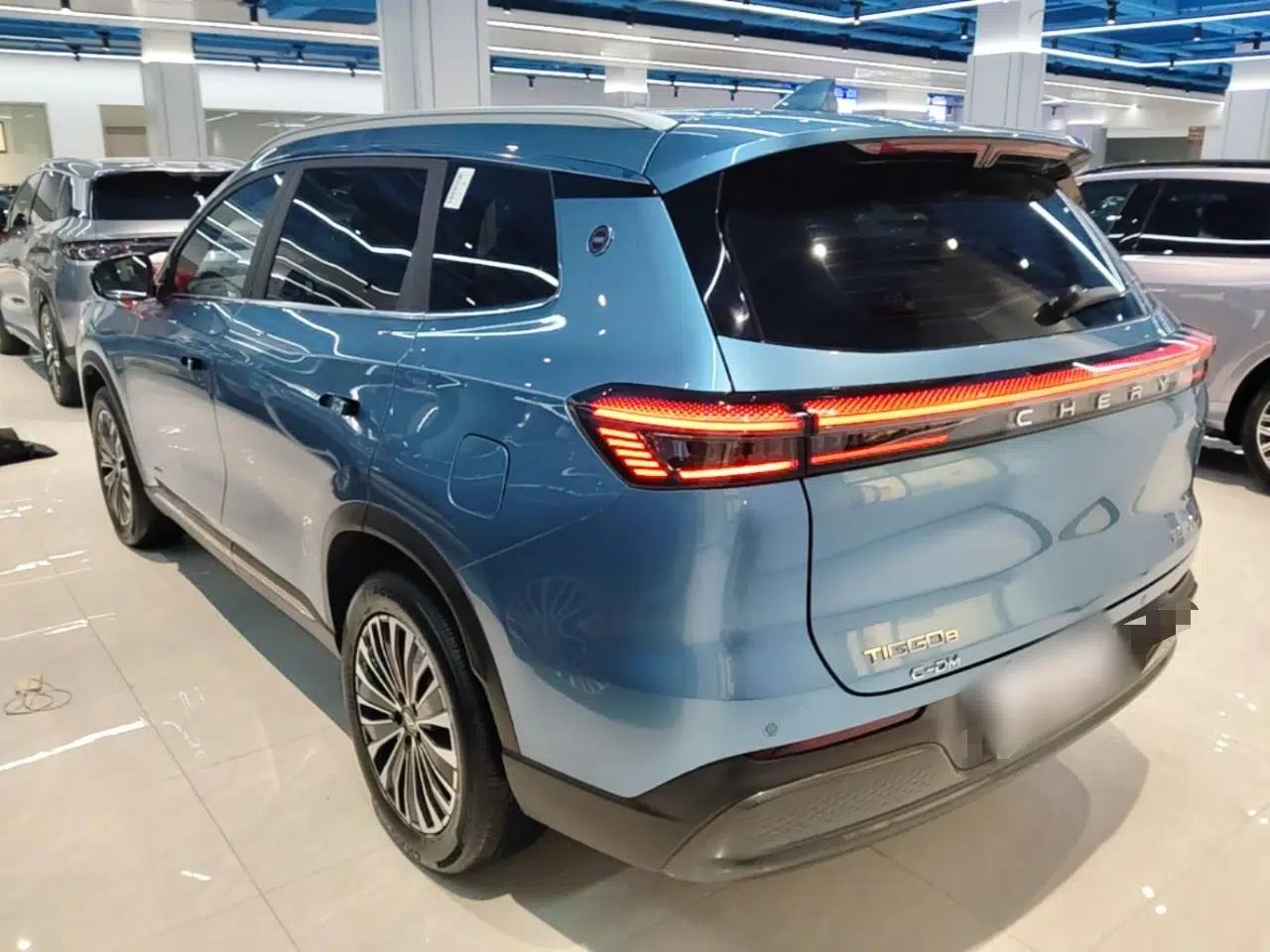 Chery Tiggo 8 PLUS C-DM 2025 1.5T 116 km Prestige Version 5 Seats — миниатюра 4