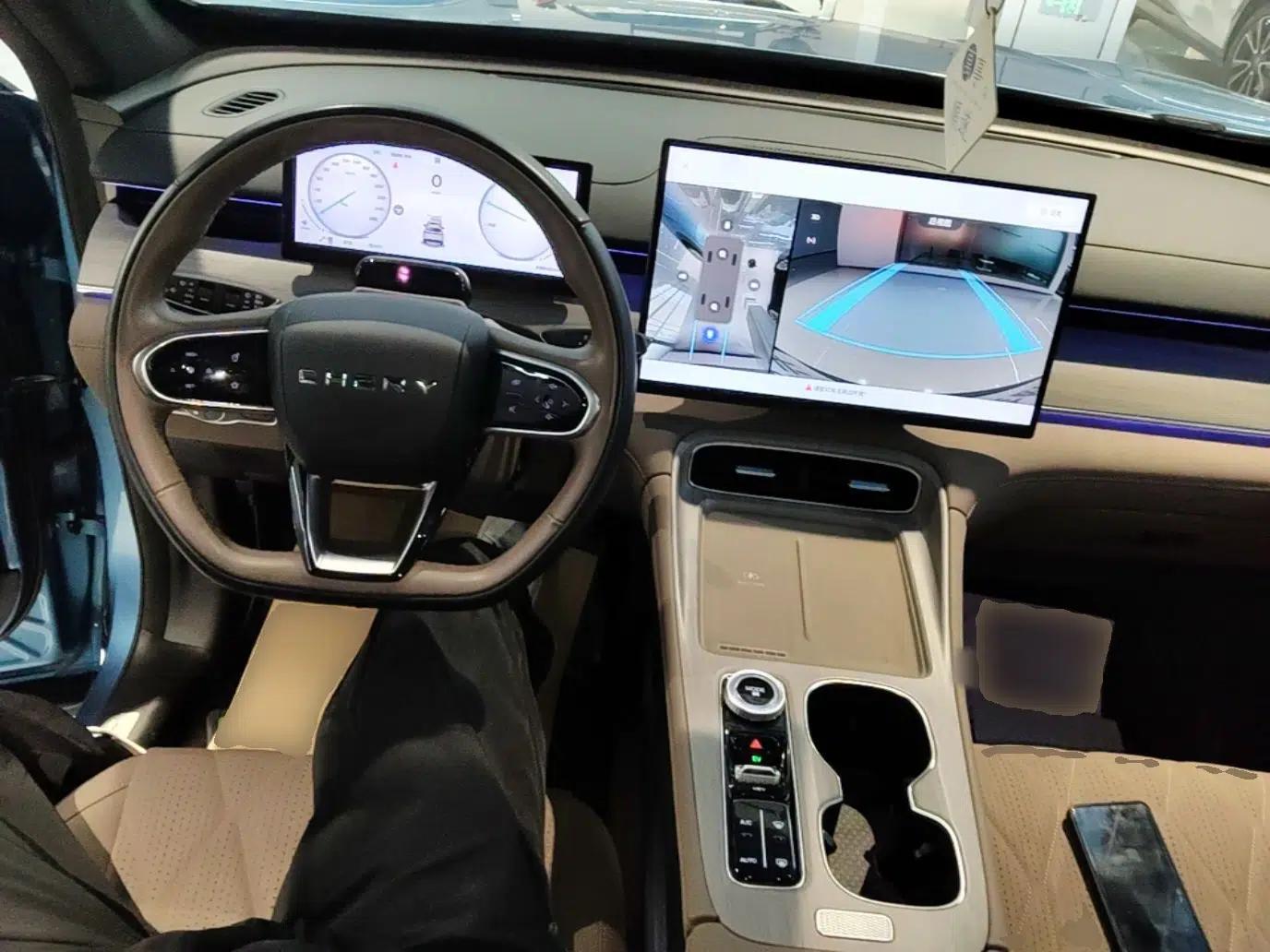 Chery Tiggo 8 PLUS C-DM 2025 1.5T 116 km Prestige Version 5 Seats — миниатюра 12