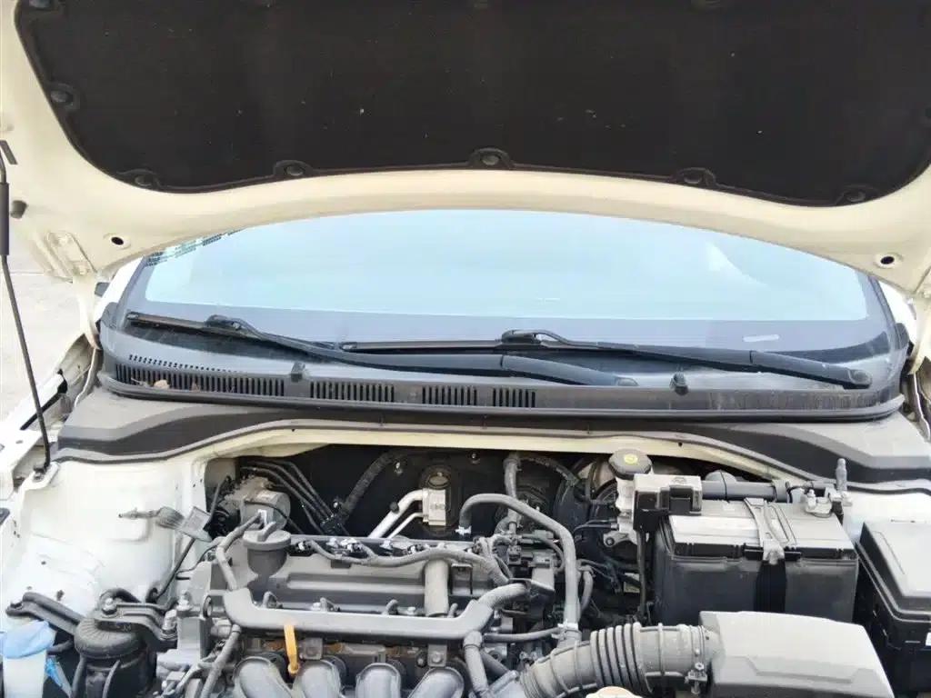 2016 Hyundai Verna 1.4L Automatic GLS (Cool Edition) — миниатюра 11