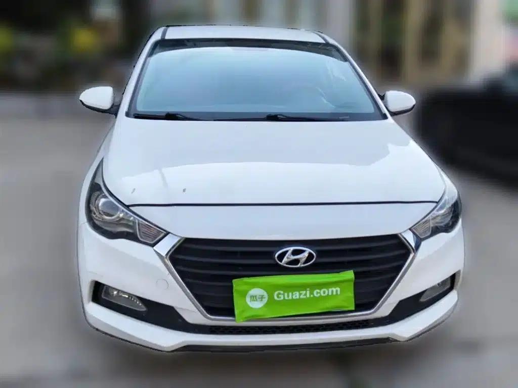 2016 Hyundai Verna 1.4L Automatic GLS (Cool Edition) — миниатюра 24