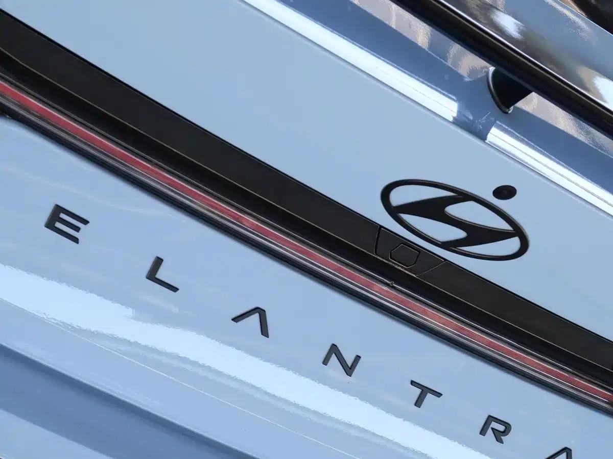 2023 Elantra N 2.0T Sport Package Edition — миниатюра 11