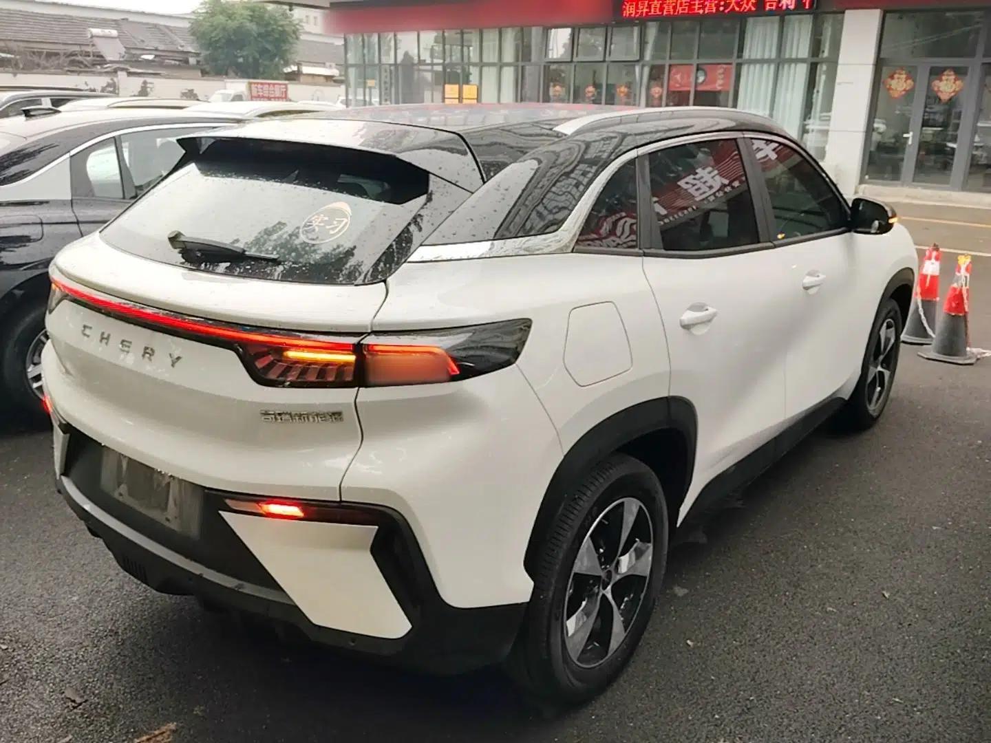 Chery New Energy eQ7 2024 512 km Leisure Edition — миниатюра 6