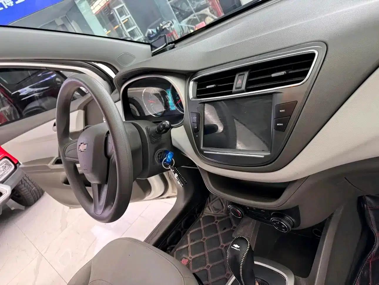 Chevrolet Aveo RV 2016 1.5L Automatic Comfortline Edition — миниатюра 11