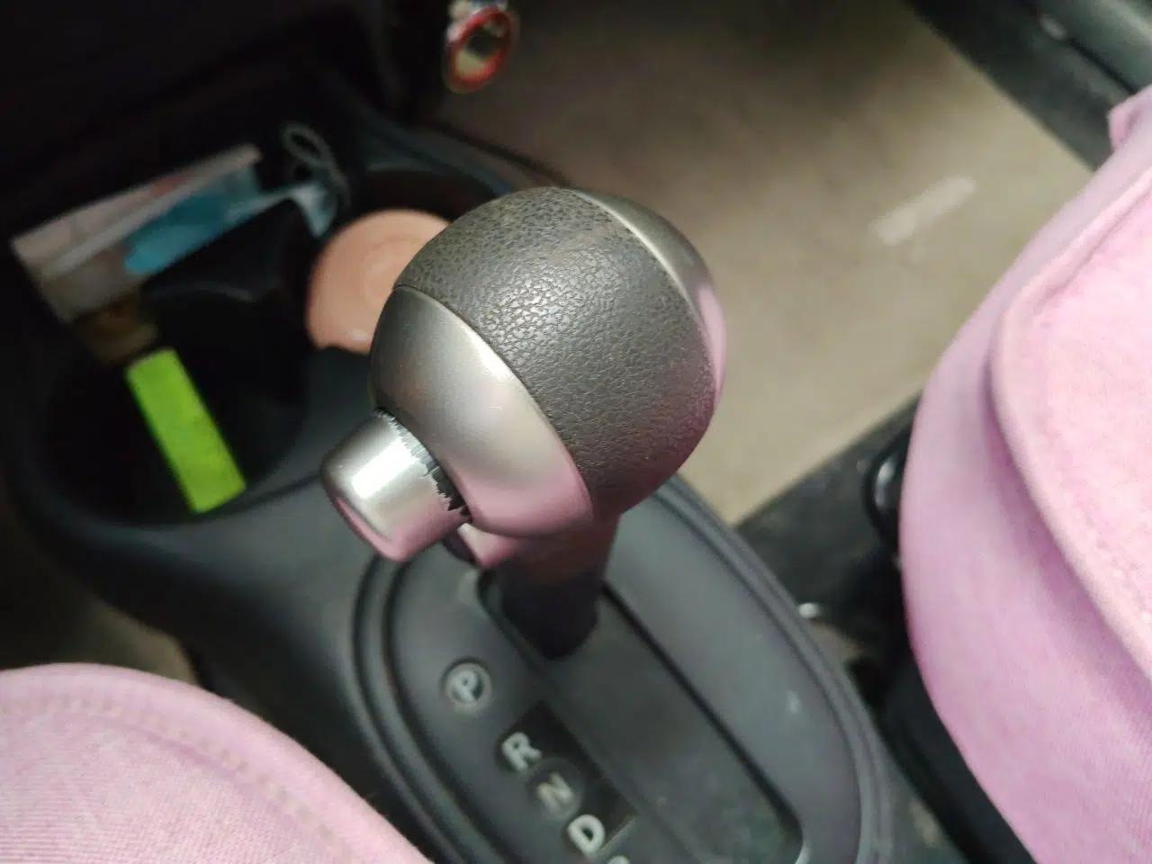 Nissan March 2010 1.5L Automatic Easy-Style Version — миниатюра 14