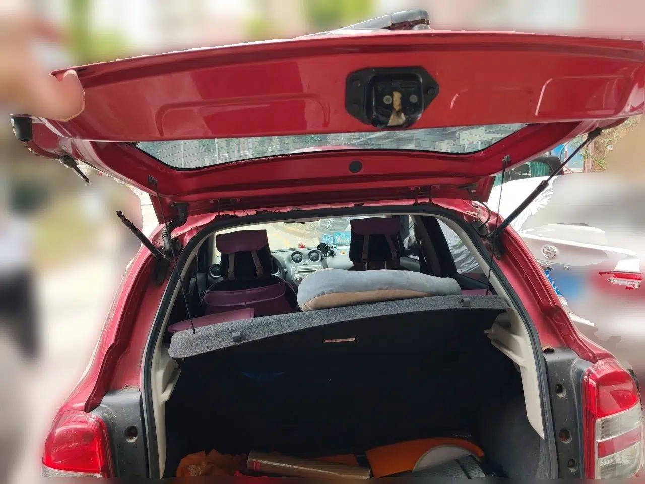 Nissan March 2010 1.5L Automatic Easy-Style Version — миниатюра 19