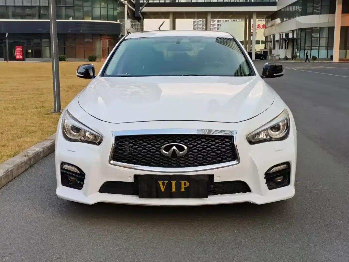 Infiniti Q50 2014 3.7L Comfort Edition — миниатюра 2