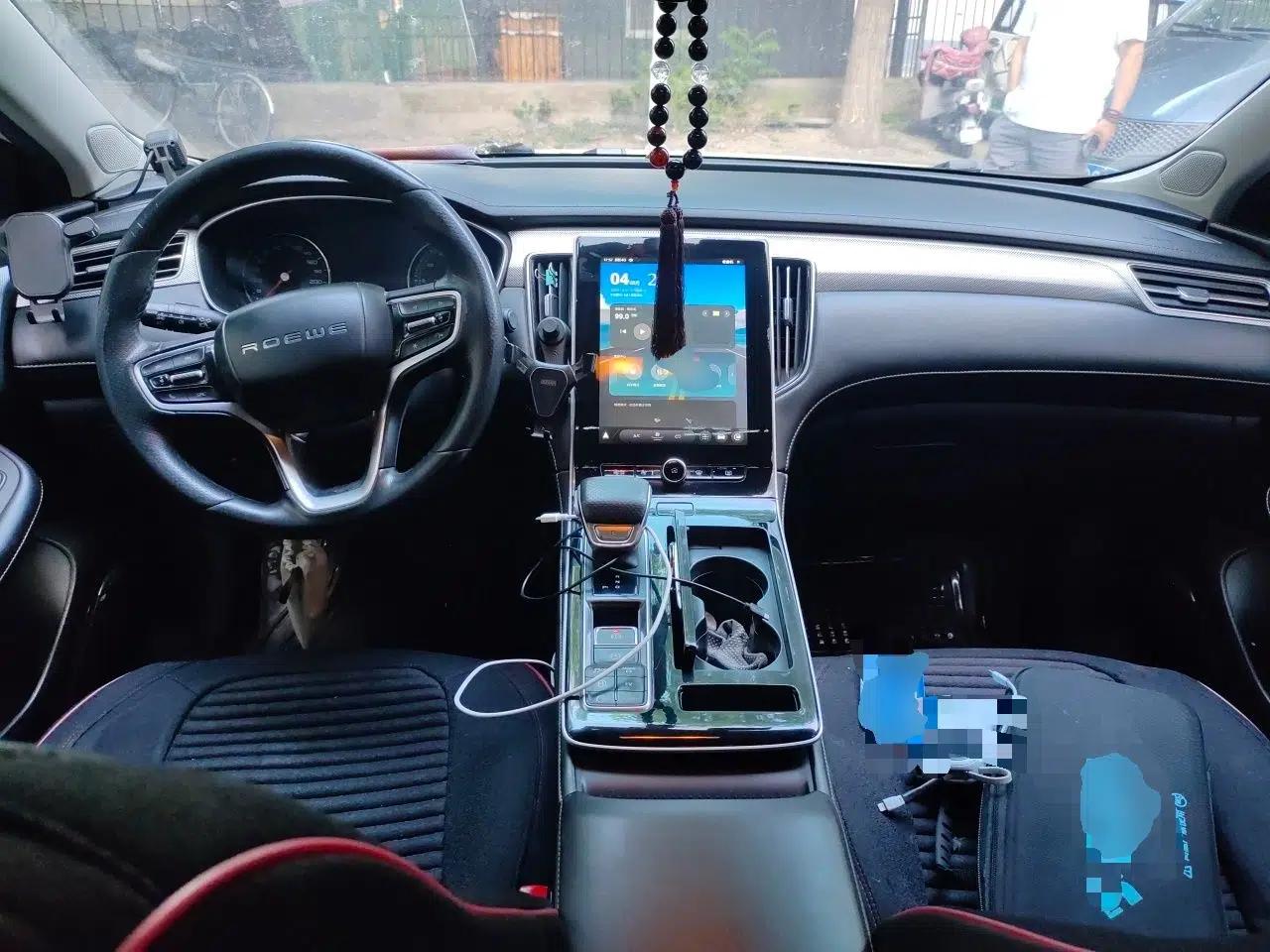 Roewe i6 MAX New Energy 2020 1.5T PHEV Sporty Cool Edition — миниатюра 9