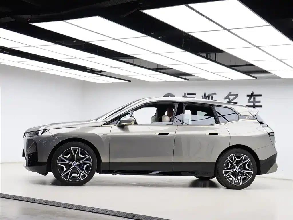 BMW iX M60 2022 M60 — миниатюра 32