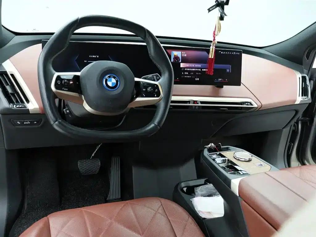 BMW iX M60 2022 M60 — миниатюра 8