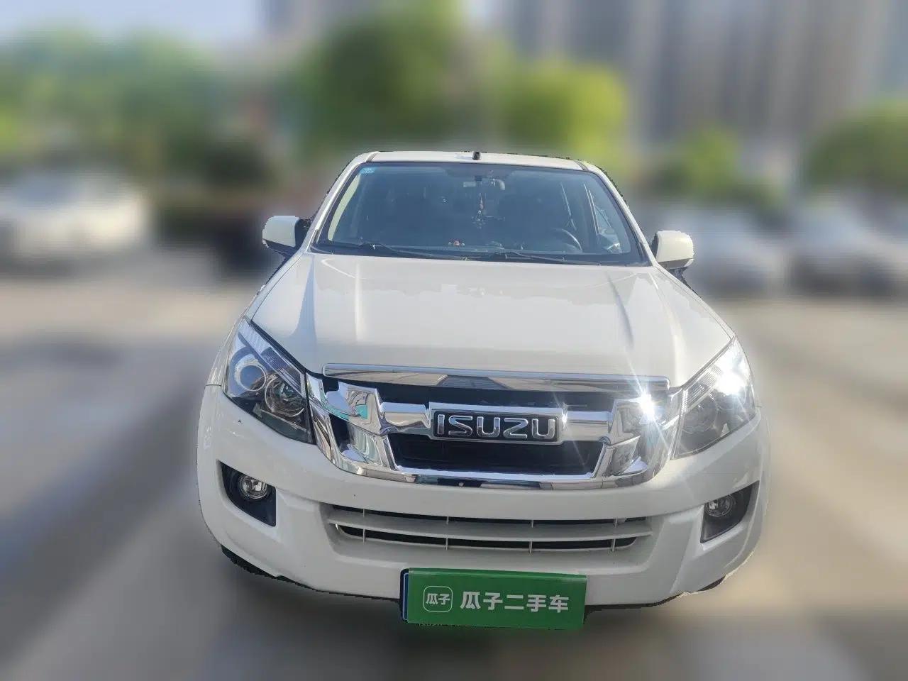 Isuzu D-MAX 2018 2.5T Two-Wheel-Drive Base Version JE4D25Q5A — миниатюра 2
