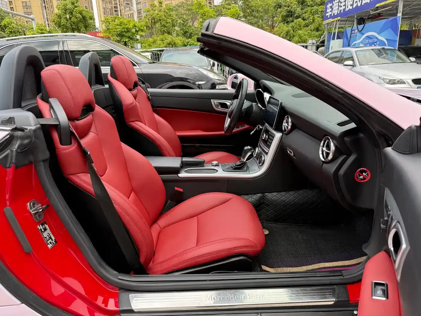 Mercedes-Benz SLK-Class 2011 SLK 200 Fashion Edition — миниатюра 5