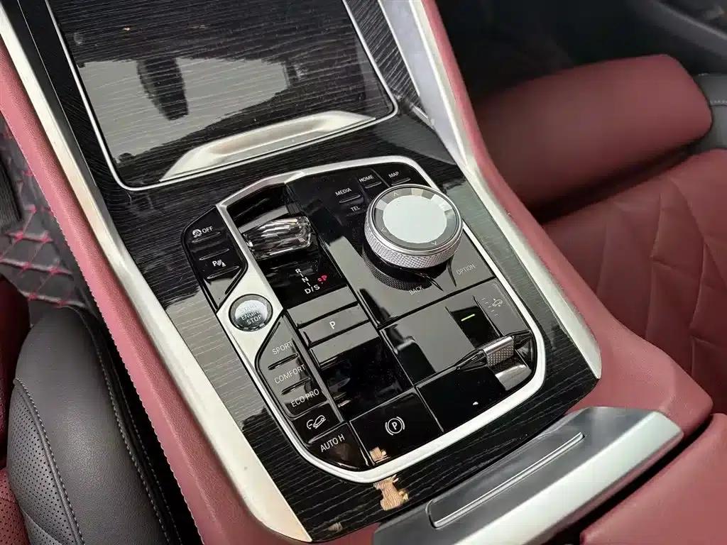 2023 BMW X6 xDrive40i M Sport Package — миниатюра 15