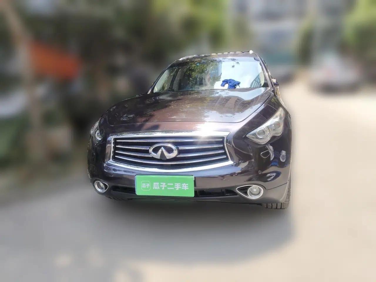 Infiniti QX70 2013 3.7L Supreme Edition — миниатюра 2
