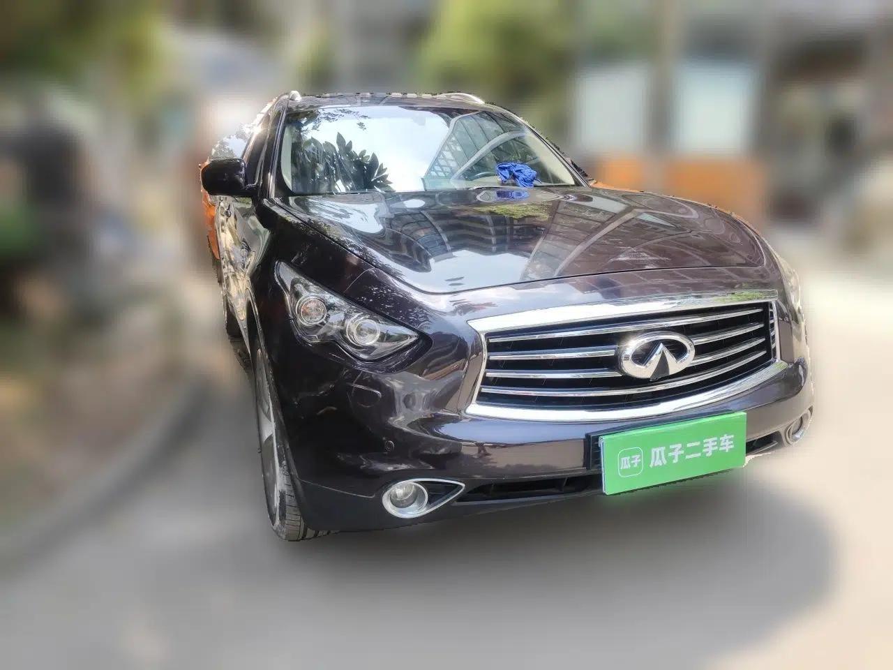 Infiniti QX70 2013 3.7L Supreme Edition — миниатюра 3