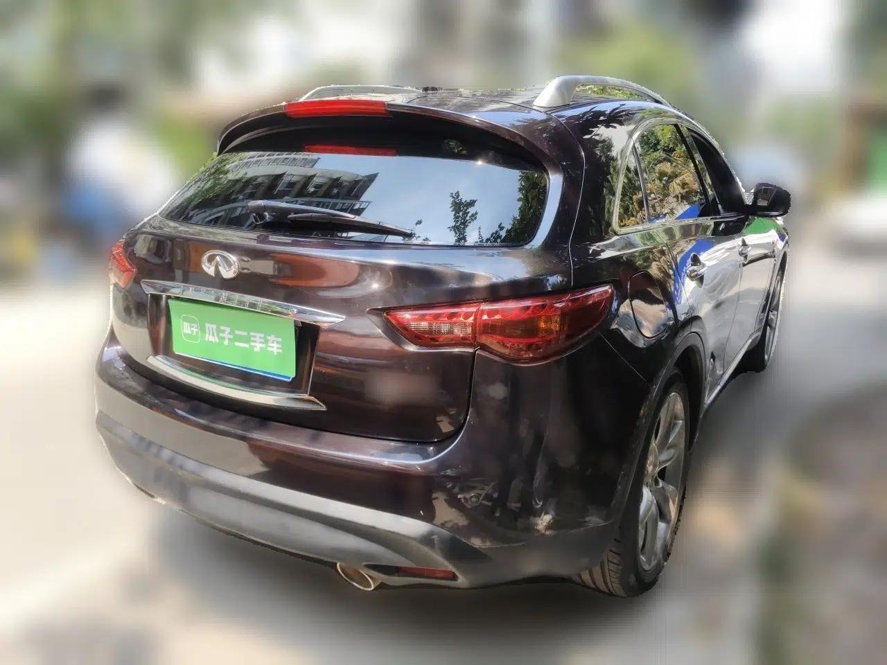 Infiniti QX70 2013 3.7L Supreme Edition — миниатюра 6