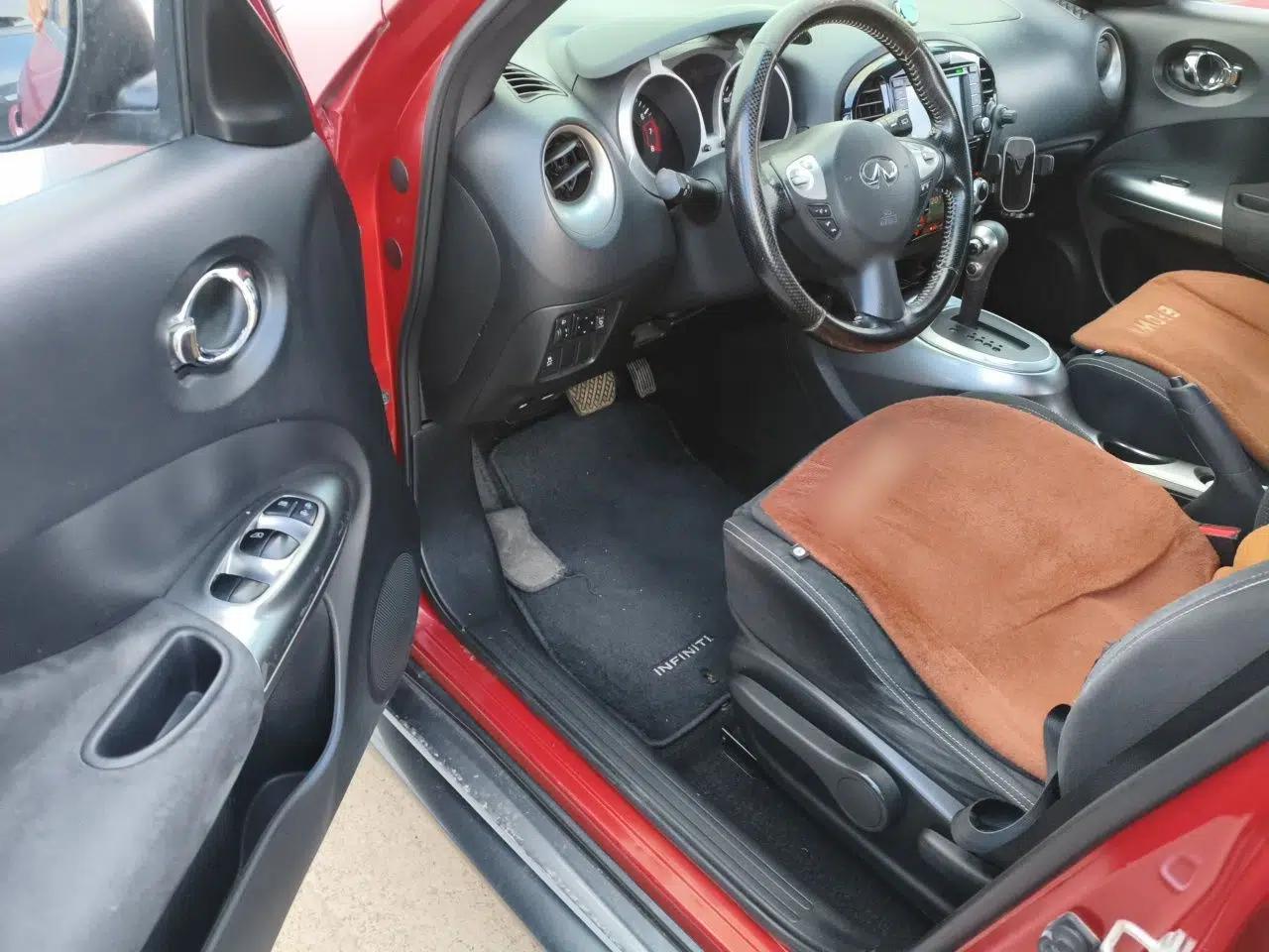 Infiniti ESQ 2014 1.6L Spontaneous Edition — миниатюра 16
