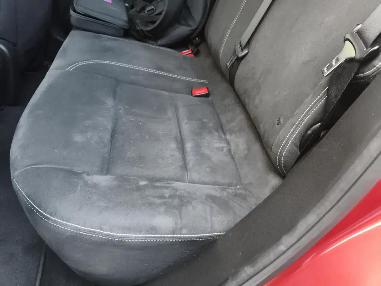 Infiniti ESQ 2014 1.6L Spontaneous Edition — миниатюра 17
