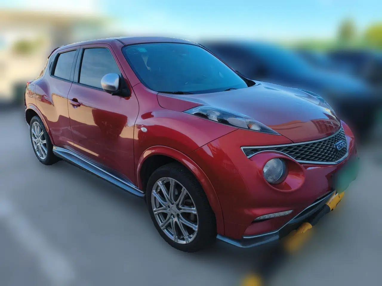 Infiniti ESQ 2014 1.6L Spontaneous Edition — миниатюра 3