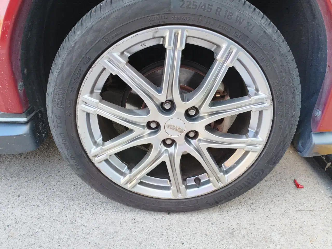 Infiniti ESQ 2014 1.6L Spontaneous Edition — миниатюра 8