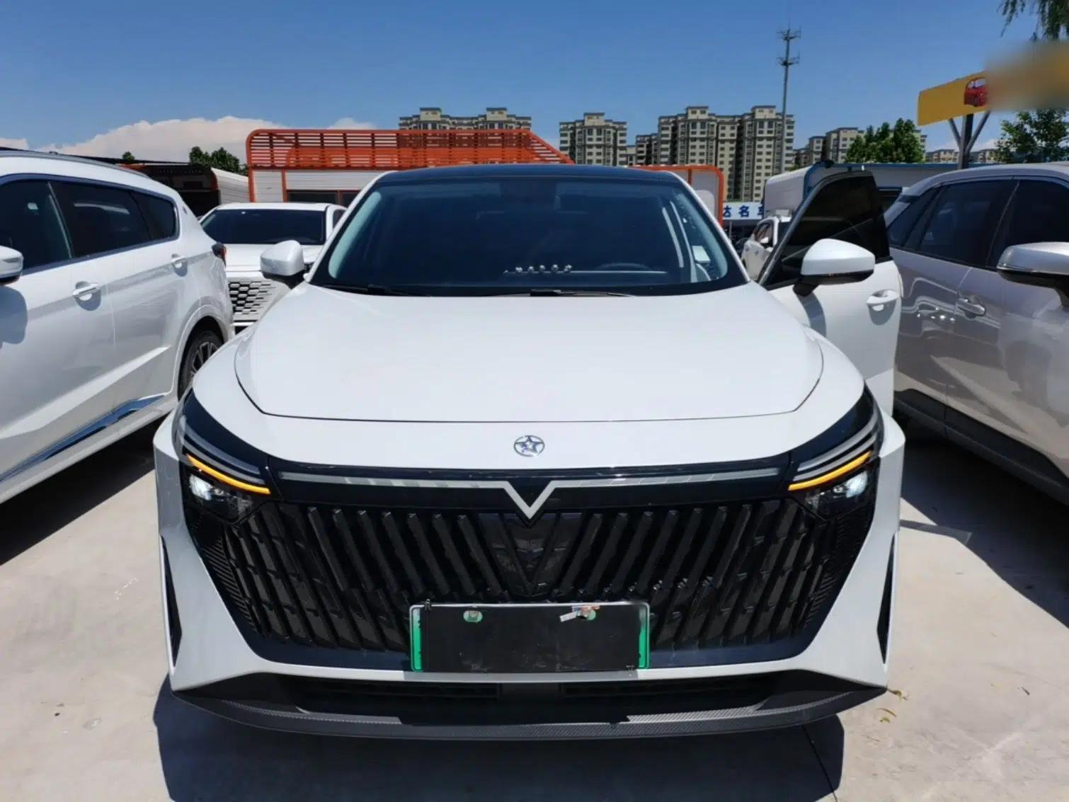 Venucia V DD-i 2023 60km iD Version — миниатюра 2
