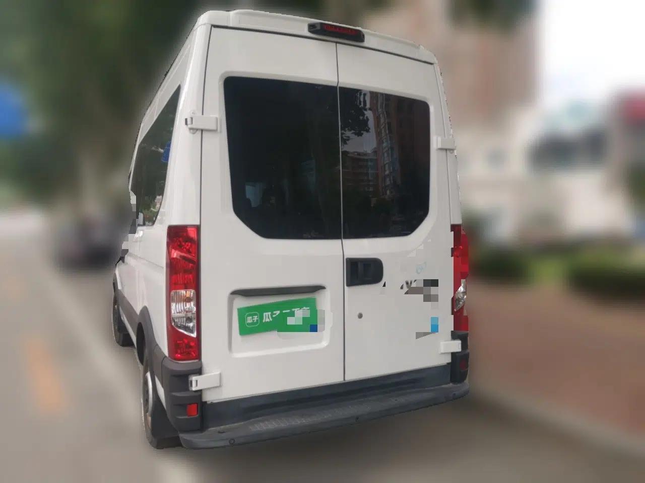 Iveco Eurocargo 2021 2.0T Manual Super-Rui Short Wheelbase High-Roof Side-Sliding Door F1A — миниатюра 4