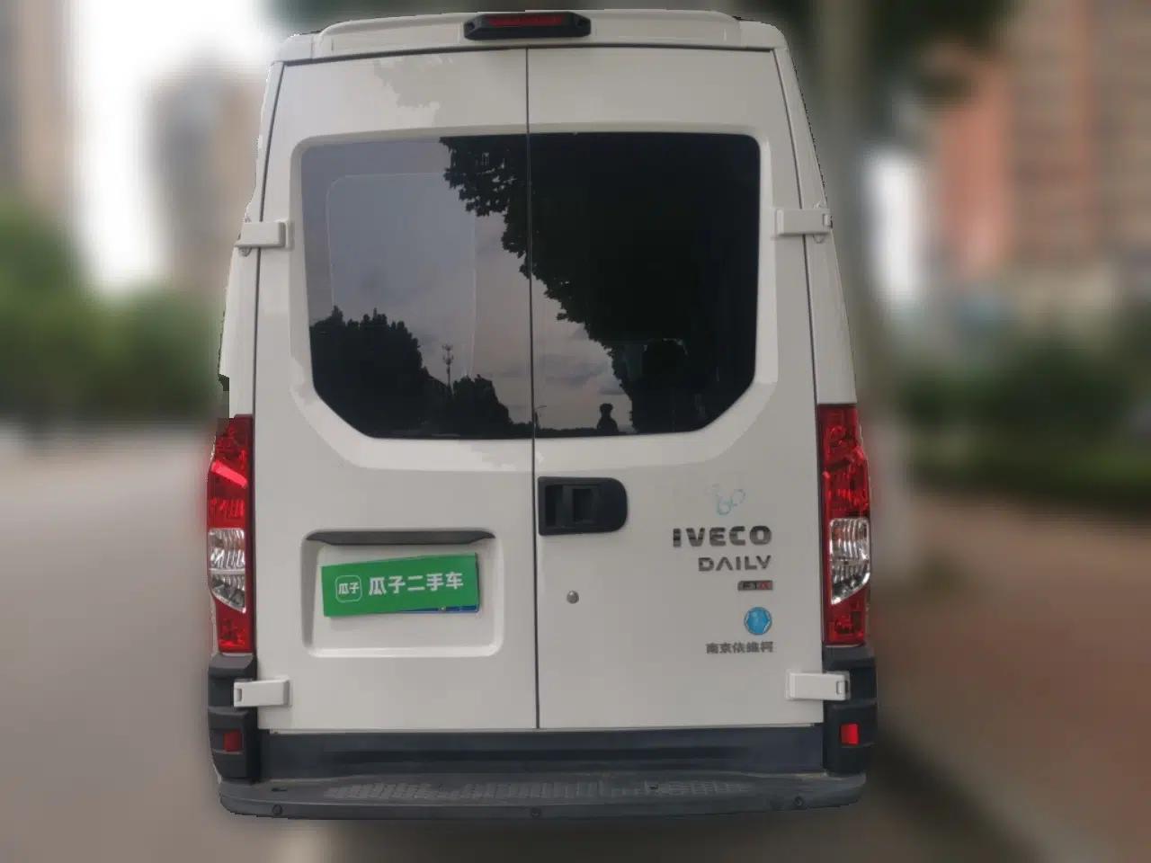 Iveco Eurocargo 2021 2.0T Manual Super-Rui Short Wheelbase High-Roof Side-Sliding Door F1A — миниатюра 5