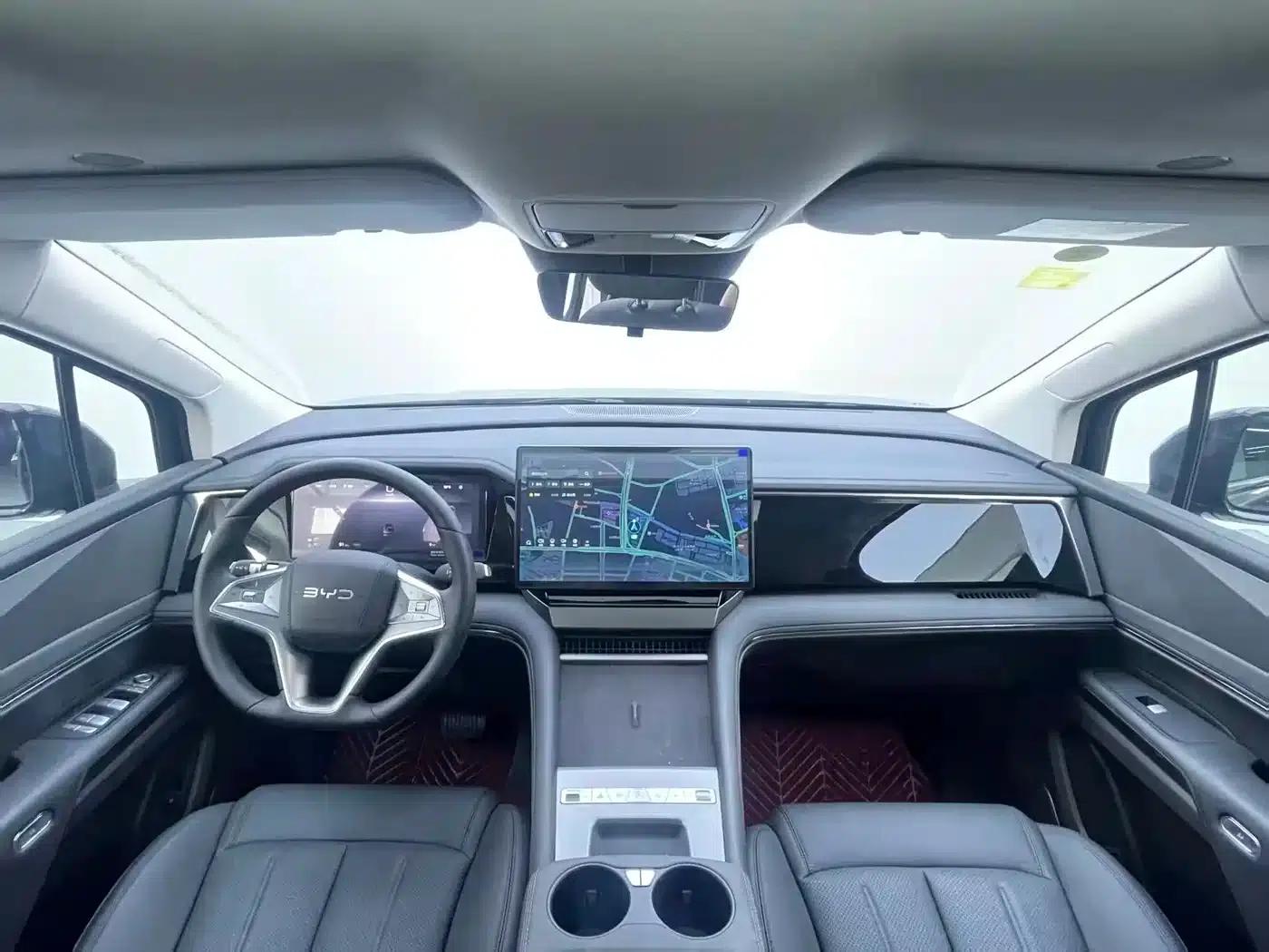 BYD M9 2025 1060 Navigator Edition — миниатюра 6