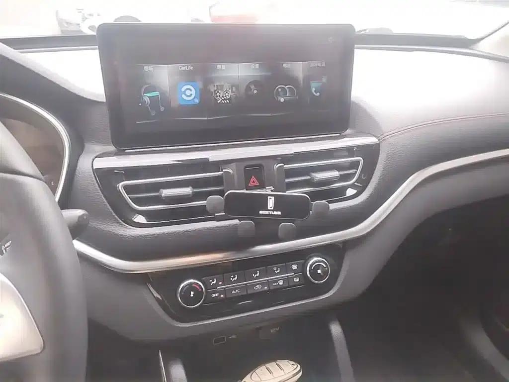 Bestune T33 2021 1.2T Manual Deluxe Edition — миниатюра 13