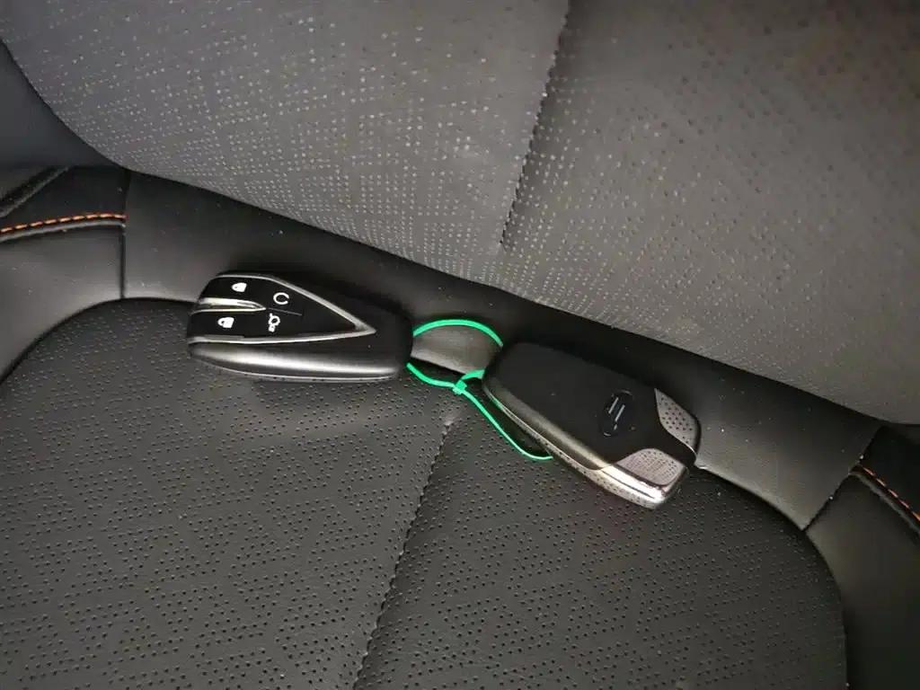 Changan Oushang Z6 New Energy 2023 Model, Smart Electric iDD 150KM Flagship PLUS — миниатюра 9